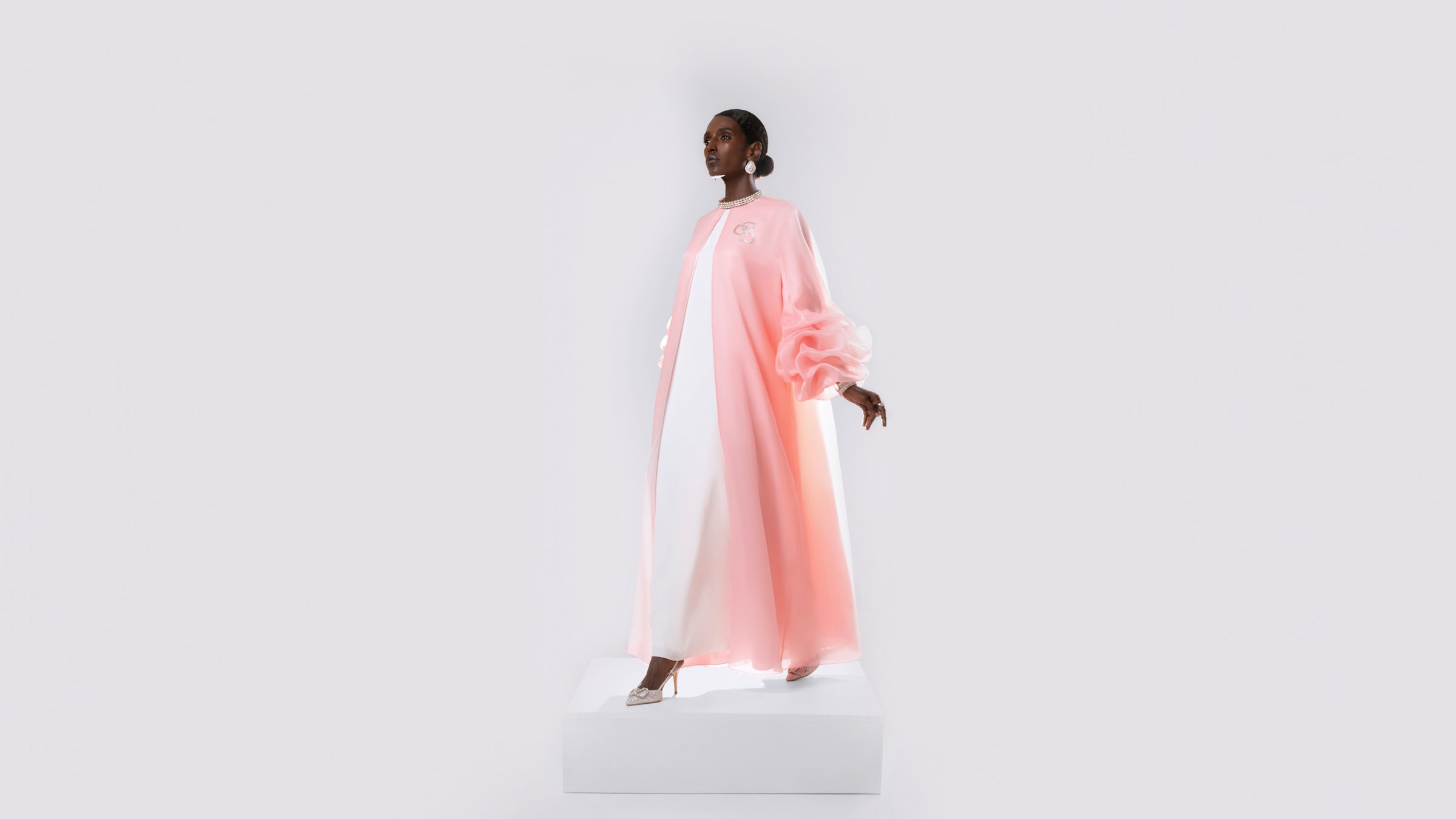 #dasha-dubai-luxury-abaya-al-hanouf