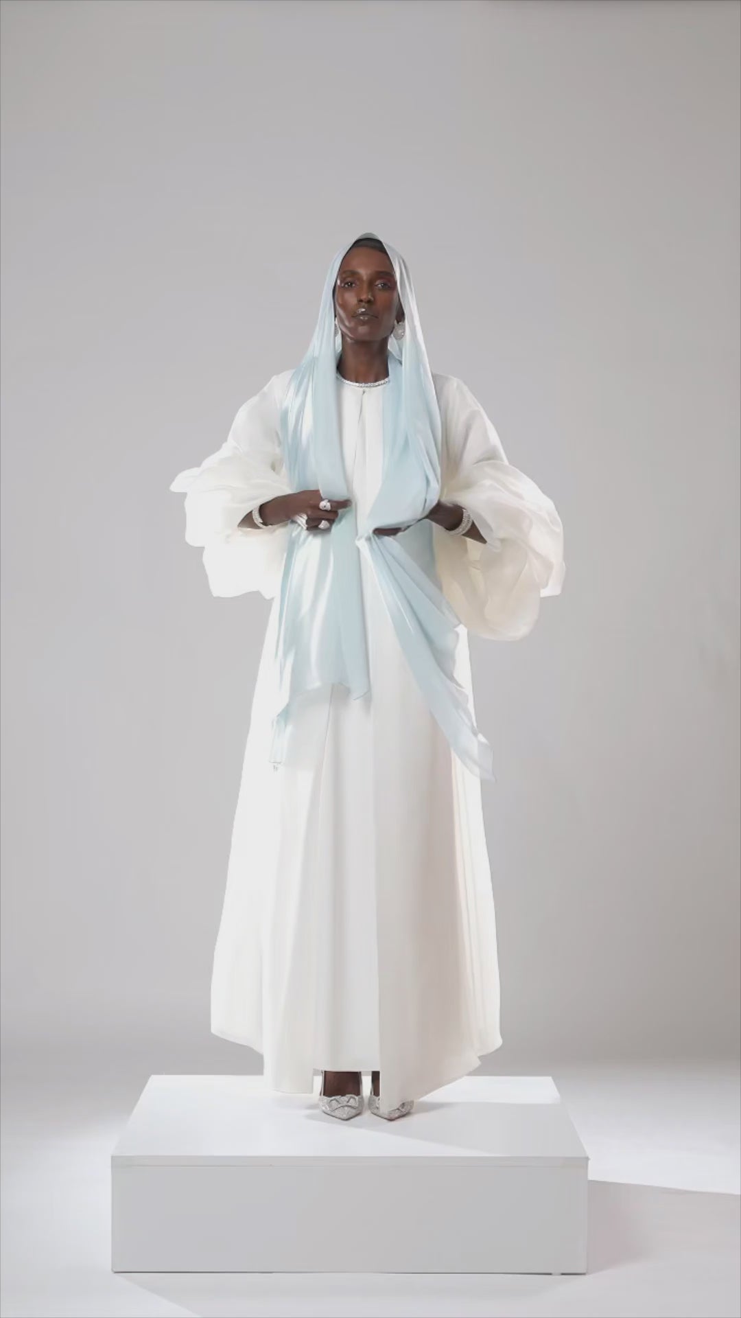 الثلج الأزرق - وشاح شيفون